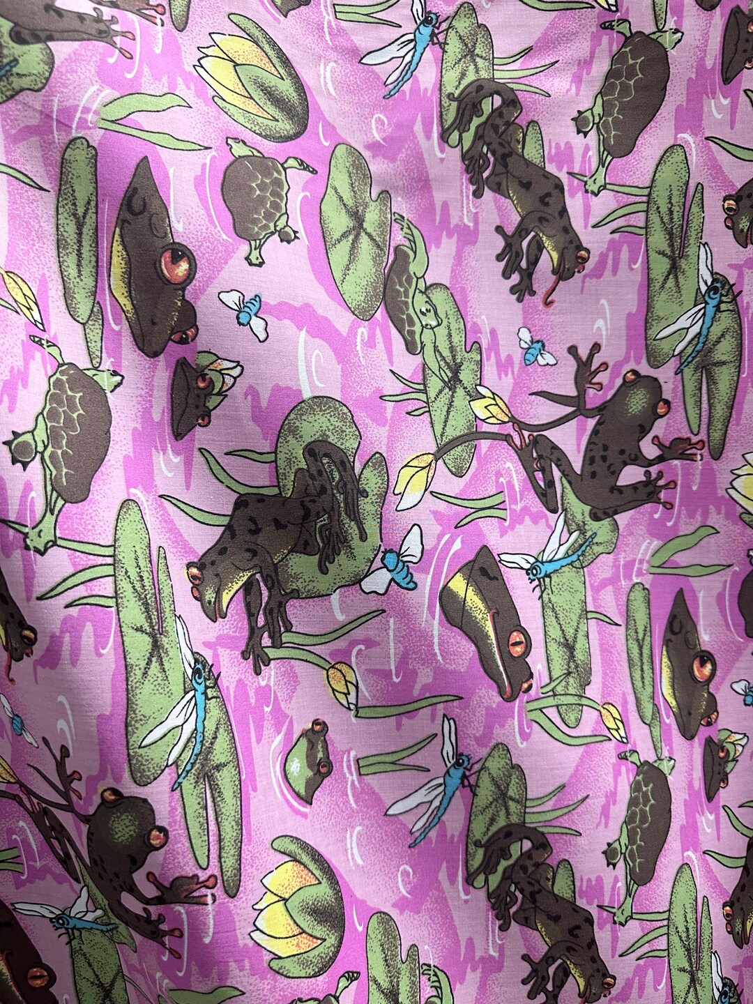 Frog Cloth PINK GREEN MULTICOLOR Frogs Printed 100% Cotton Fabric (60 In.) Sold by ...