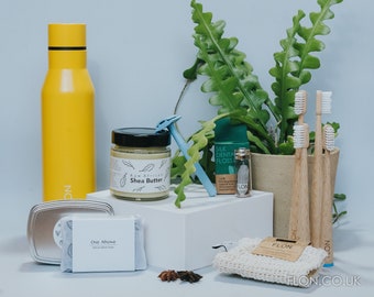 Eco Gift Set| Unique Minimalist Bathroom Set + Bottle|Plastic Free Zero Waste Kit| Ecofriendly Sustainable Gift Set Men/Women