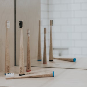 Ekologiczne szczoteczki bambusowe | Zestaw 4 szczoteczek dla dorosłych i dzieci | Zero Waste, biodegradowalna rączka z miękkim włosiem