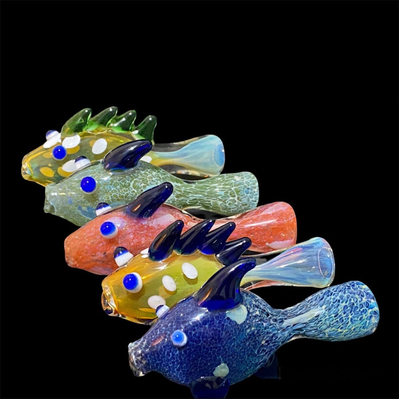 One Hitter Fish Glass Pipes Animal Glass Pipe Chillum Pipes Etsy