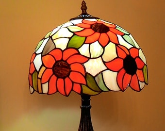 Lamp Handmade,Bedside Lamp,Lamp sconced a gift for mom Stained Glass Shade Tiffany Table Lamp,Bedside Lamp