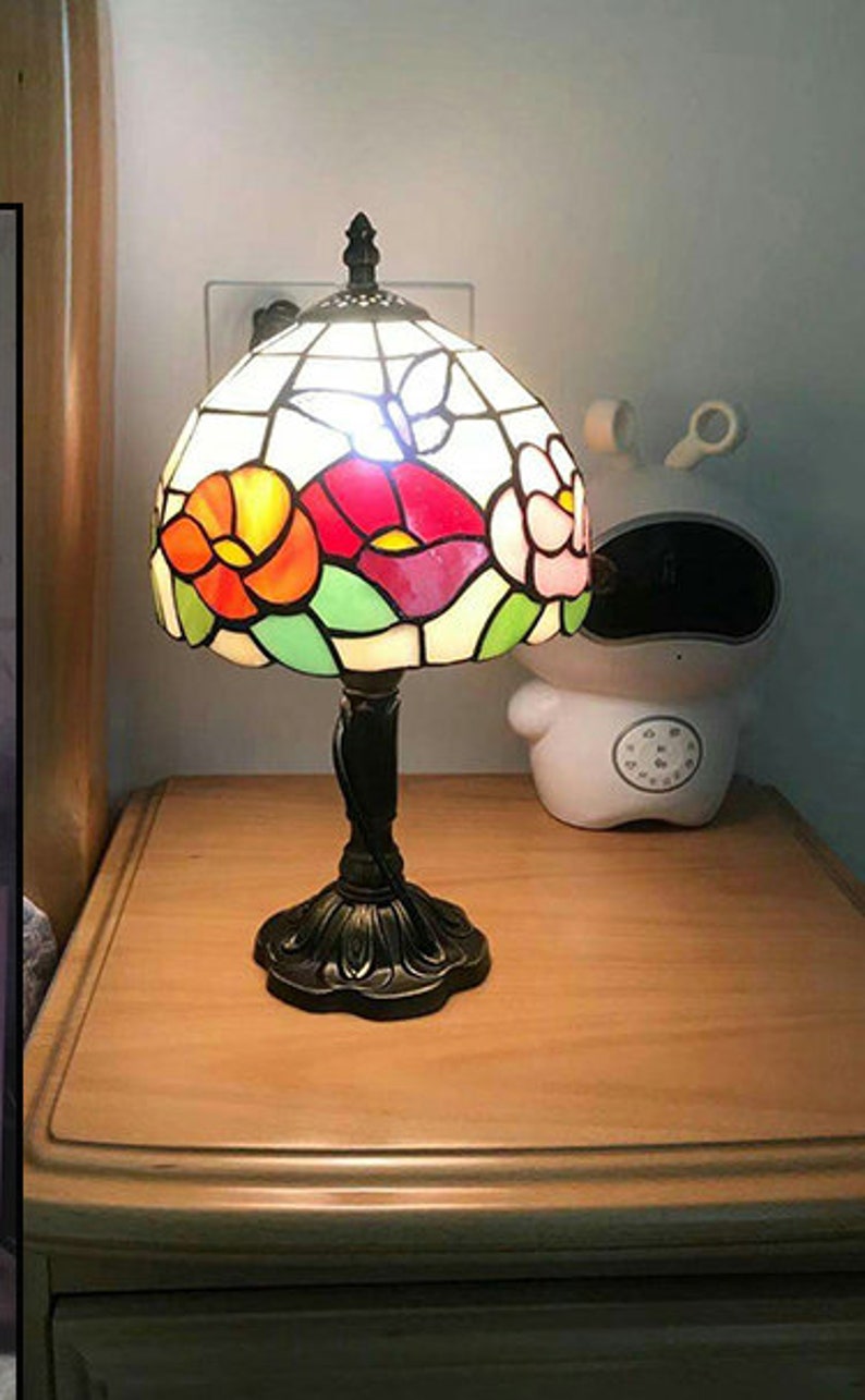Lamp Handmade,Bedside Lamp,Lamp sconced a gift for mom Stained Glass Shade Tiffany Table Lamp,Bedside Lamp