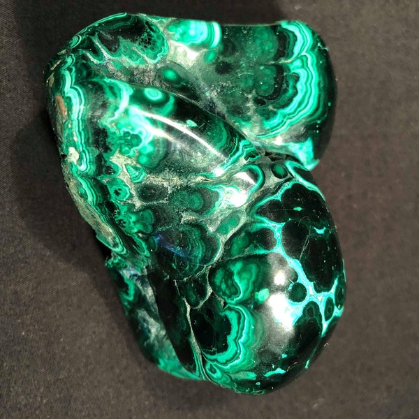 HIGH quality MALACHITE POLIE and MASSIVE.