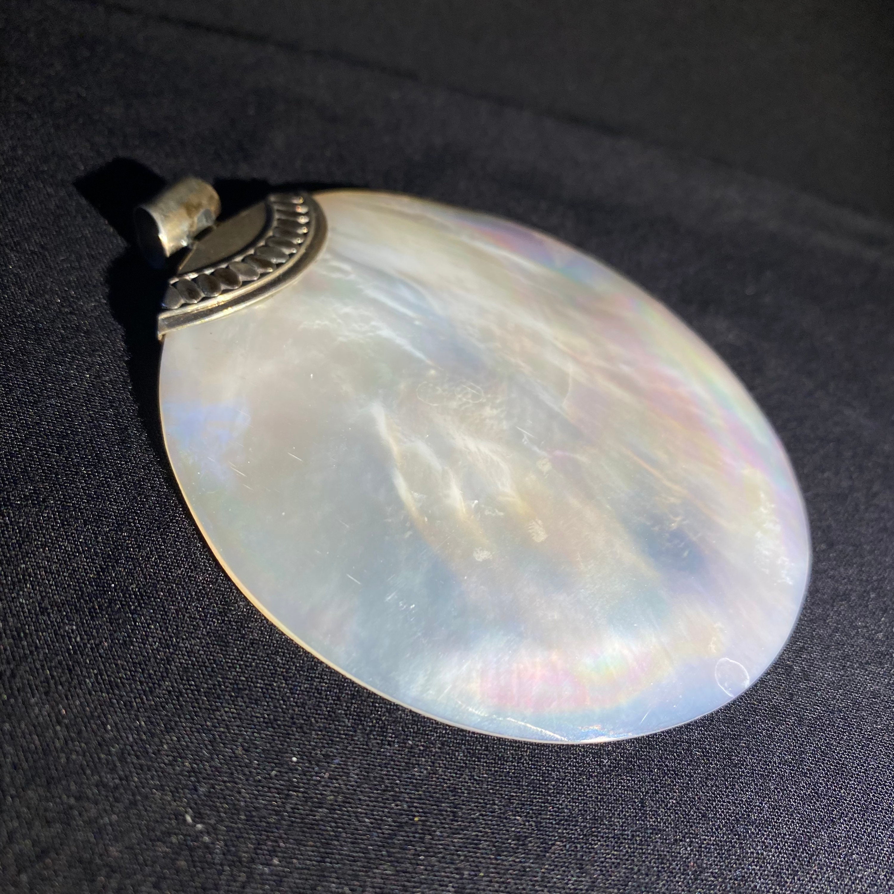 Magnifique Pendentif en coquillage monture en argent massif 925