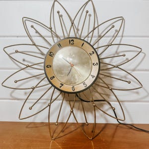 Vintage Starburst Atomic MCM Wall Clock | Lux Clock