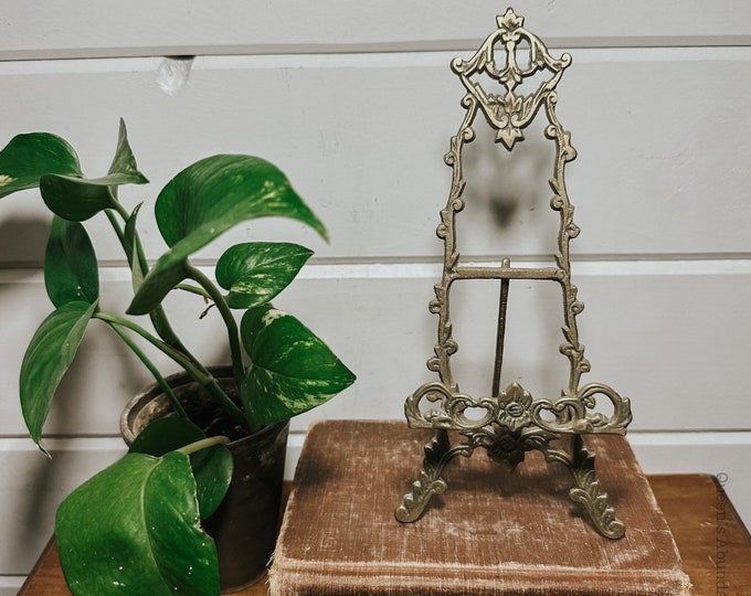 Vintage Brass Scrolled Baroque Picture Easel Display Vintage Brass