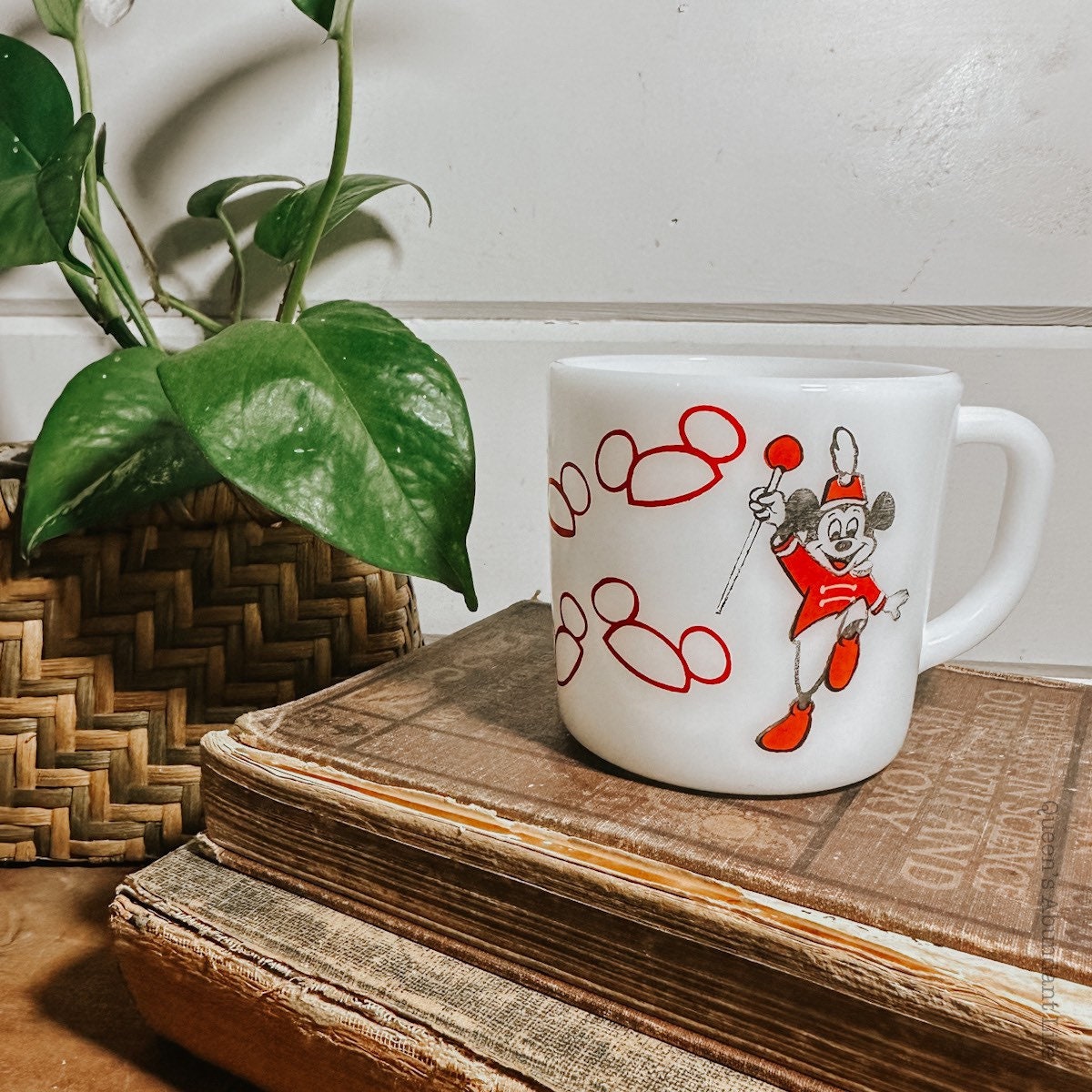  Silver Buffalo Disney 1928 Vintage Mickey Mouse Ceramic Mug, 20  Ounces : Home & Kitchen