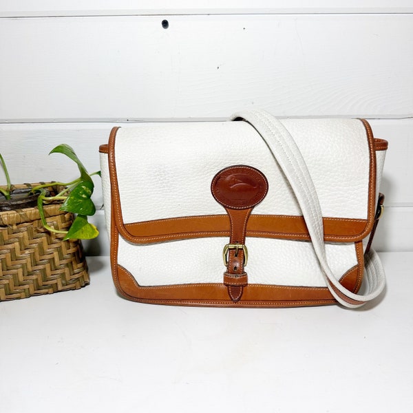 Vintage 90s DOONEY & BOURKE SURREY Leather Purse | Ivory, Pebbled Leather