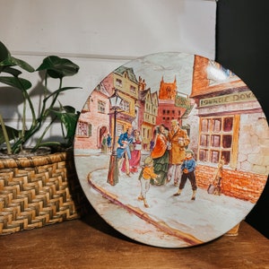 Vintage Chelsea Holiday Christmas Town People Tin | Vintage Christmas
