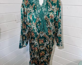 Vintage Victorias Secret Gold Label Green Floral Kimono Sleeve Robe