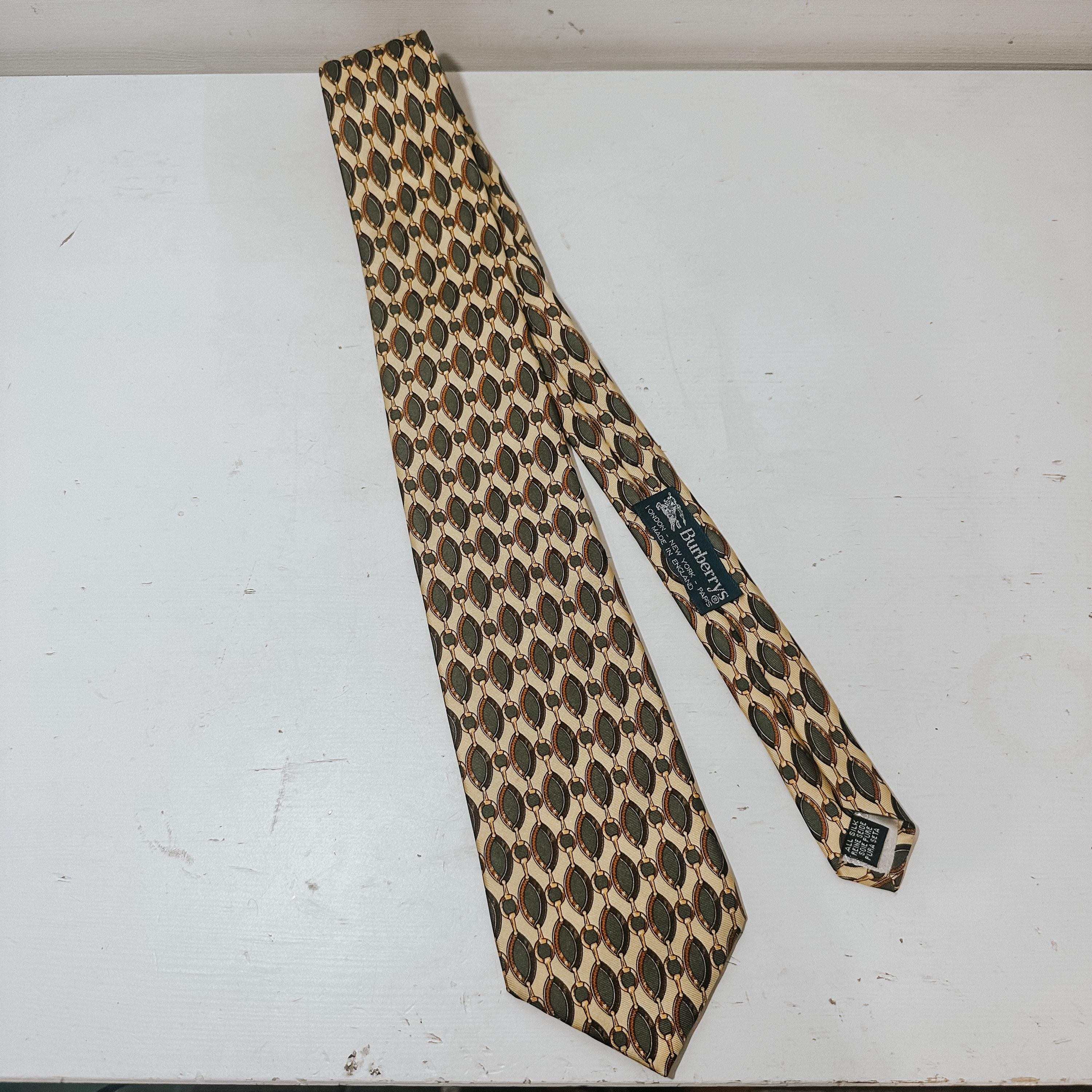 Vintage Burberrys 100% Silk Men