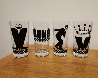 Vasos Hi-Ball inspirados en la locura