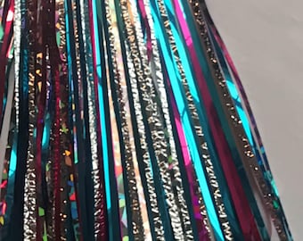 Tambourine Tassel "Shouts of Praise" Silver, Fuchsia, and Aqua Blue /Borla Pandereta "Gritos de Alabanza" Plata, Fucsia y Azul Agua /