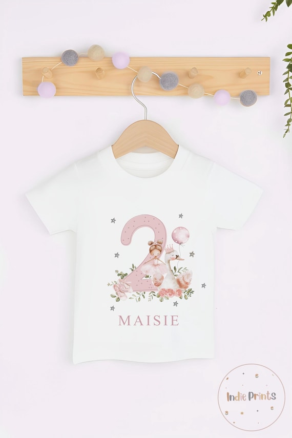 Girl 2nd Birthday T-shirt, Girls Birthday Outfit, I am Two, Toddler T-shirt, Girls Clothing, Girls Tee, , Girls Birthday Top, Personalised