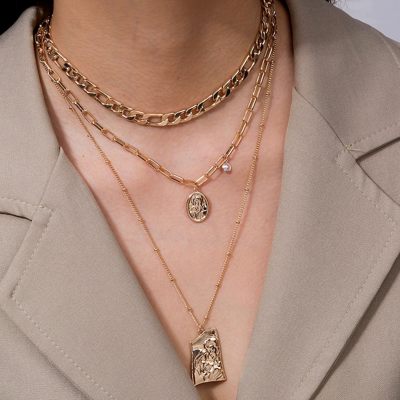 Multi-layer necklace