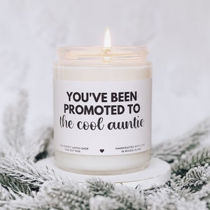 Promoted to Auntie gift, pregnancy announcements, pregnancy announcement candle for sister, new aunt gift, expecting candle