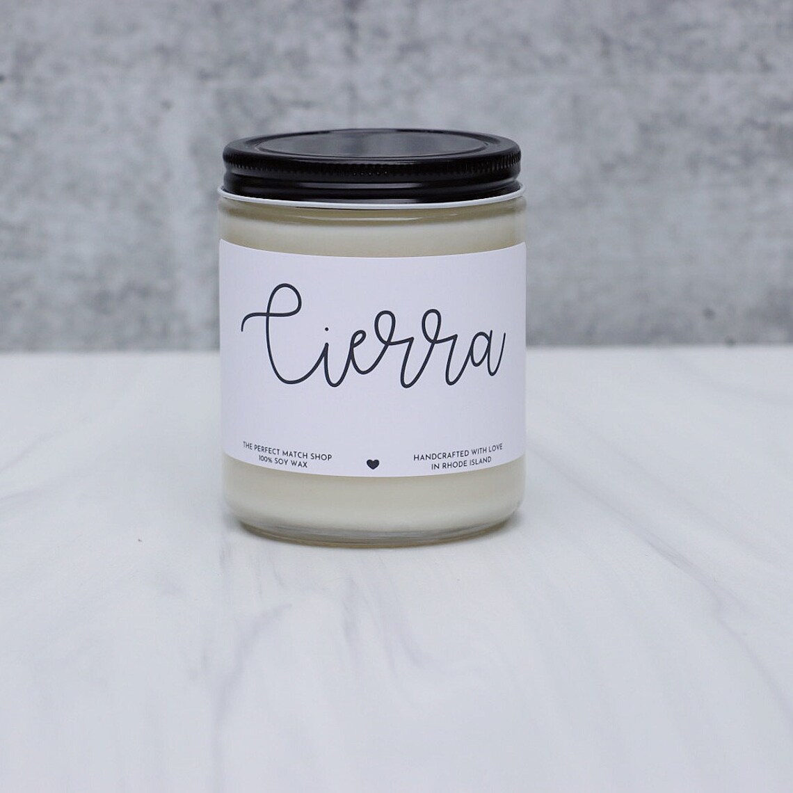 Custom Name Candle With Various Scents as Personalized Gifts For Mom
