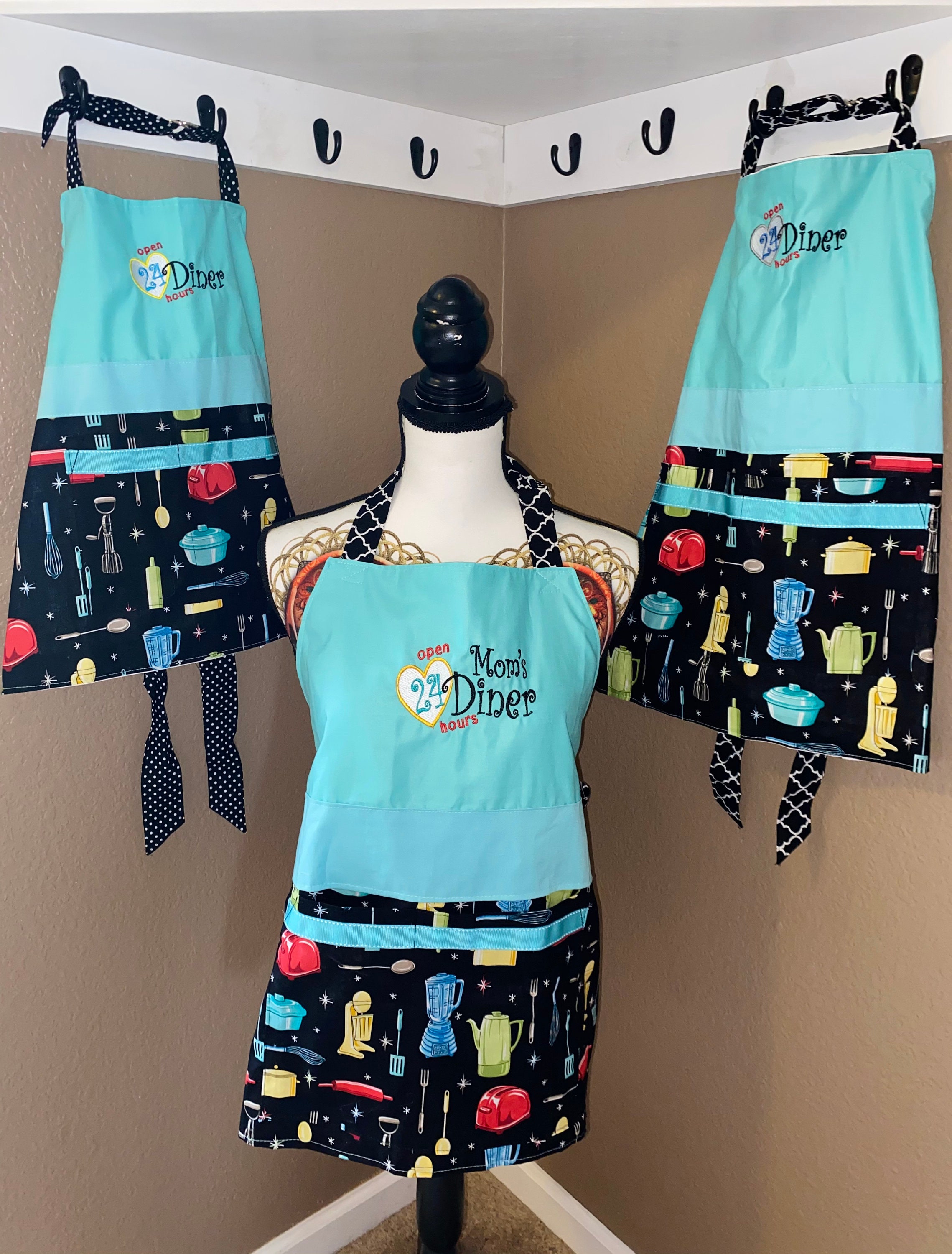 Mommy and Me Aprons Matching Aprons Mother and Daughter Etsy