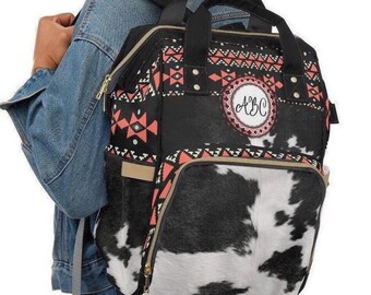 Mochila de piel sintética personalizada / bolso de bebé estilo bohemio occidental / bolso de pañales con monograma / mochila con estampado de piel de vaca / mochila personalizada