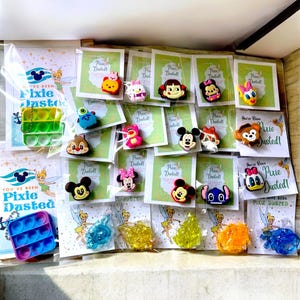 Fish Extender croc, sticky hand, cruise gift exchange pop it mickey Friendship Craft Treasure Wish Wonder Magic Dream Fantasy pixie dust gif