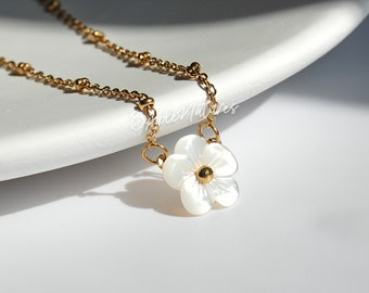 Mother of Pearl Flower Necklace • 18K Gold Satellite Chain Floral Pendant • Dainty White Shell Blossom Necklace •  Bridesmaid Gift