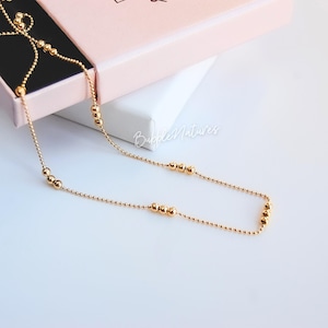 Collana girocollo con perline, regalo di gioielli, collana placcata in oro, collana con catena satellitare con biglietto personalizzato - Bubblenatures