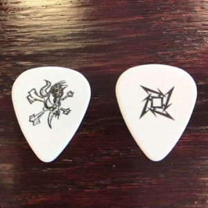 Metallica guitar picks -  Canada