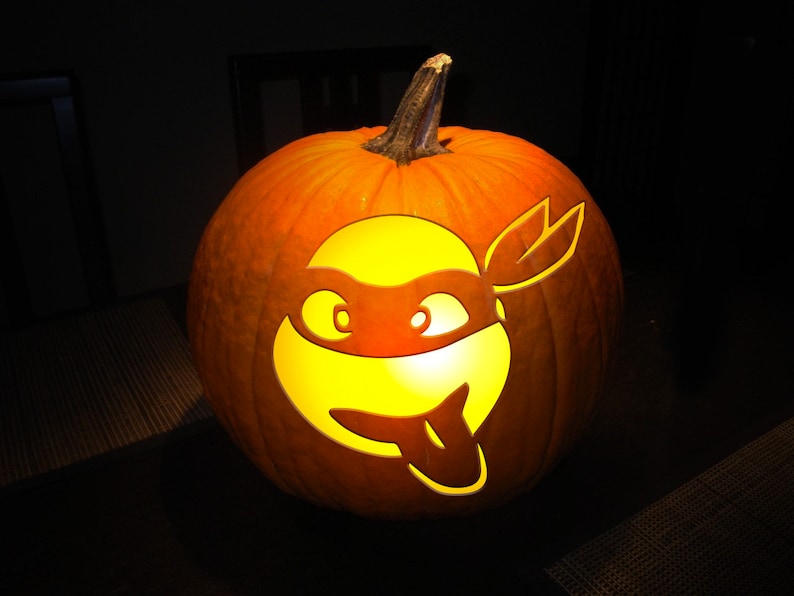 ninja-turtle-pumpkin-design-octoberweddingoutfitguestwestern
