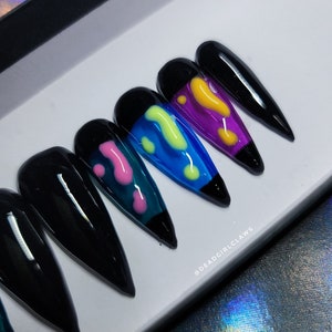 Lava Flow Press on Nail Set Glow in the Dark image 2