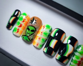 Spaced Out (Glow in the Dark) Press on Nail Set