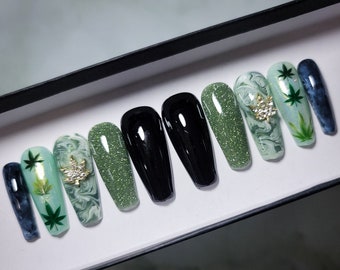 Kush Queen Press On Nail Set