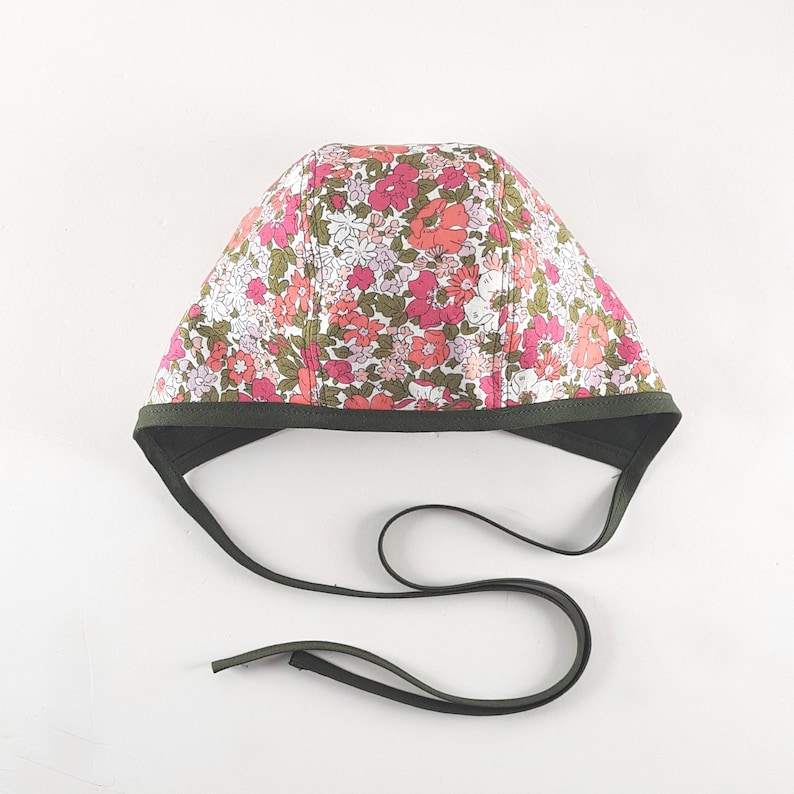 Baby Bonnet CosmosMilitary Green Reversible Linen /& Liberty Bonnet