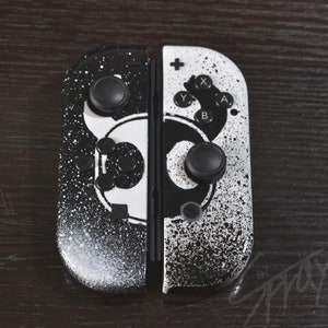 Hollow Knight Custom Painted Joy-Cons