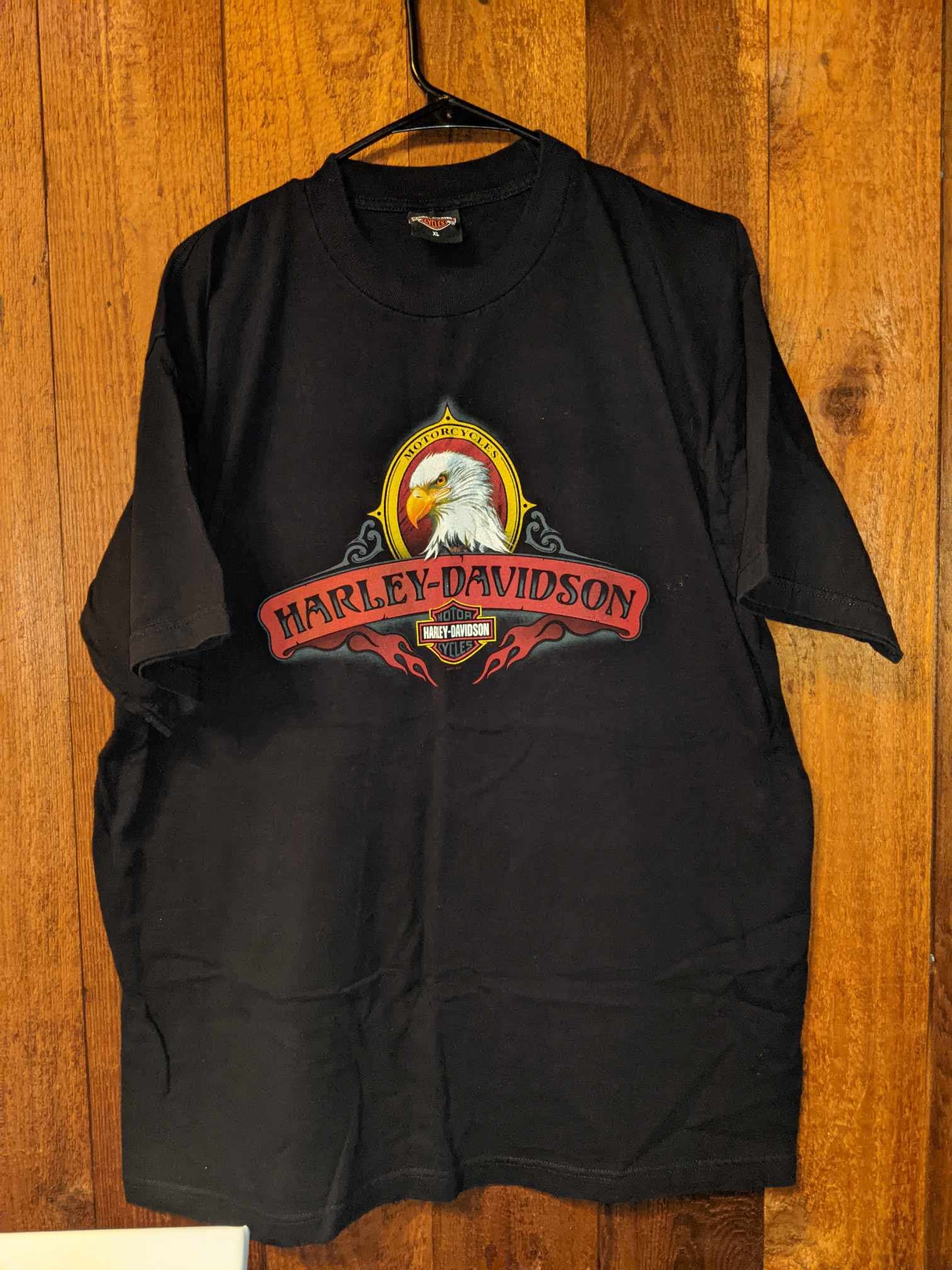 XL Harley Eagle red logo front and L.A design on the back vintage T-shirt