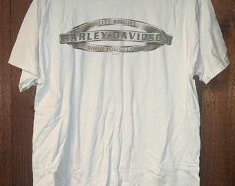 Life Begins When you get one- vintage- harley davidson tshirt xl/medium