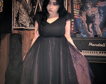 Vintage London Heart's and Rose's gothic elegant midi purple and black dress