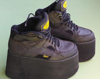 super coole sehr seltene original real vintage 1990ies BUFFALO 1310 made in Spain Plateau Schuhe