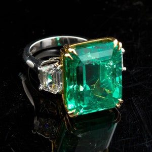 14.2Ct Green Asscher Cut Diamond Ring, 935 Argentium Silver Ring, Three Stone Engagement Ring, 925 Sterling Silver Ring, Wedding Ring, 6082
