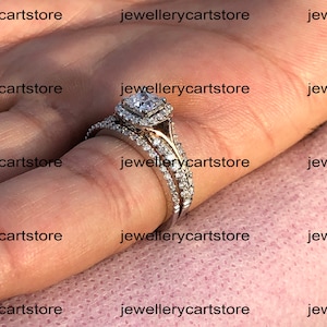 1.98 Ct Weiße Prinzessin Diamant Verzauberte Bösewichte Maleficent Zweifarbig Ehering Set 925 Sterling Silber Ring Damen Geschenk Ring Set 5808