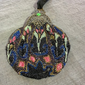 Antique Victorian Art Nouveau Glass Beaded Bag