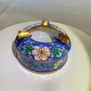 Chinese Canton Enamel Ware Ashtray