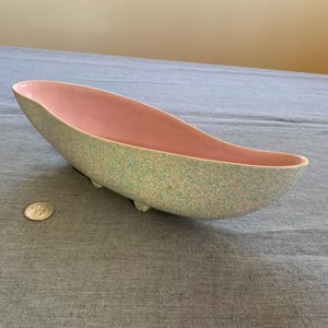 Shawnee Pottery 1950s Speckled Pink Cachepot/Vase