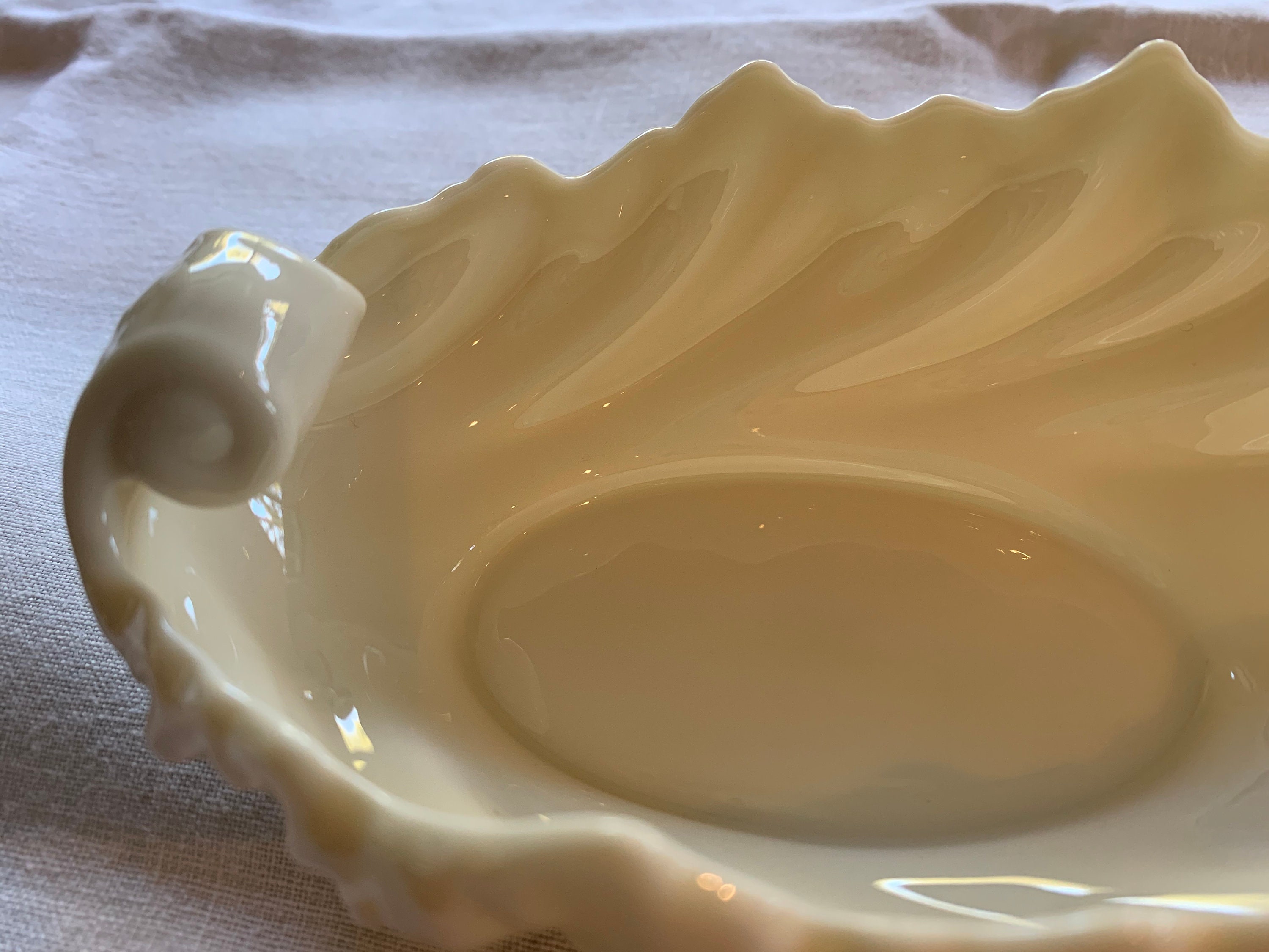 Classic Vintage Lenox USA Collectible Scalloped Acanthus Leaf Porcelain