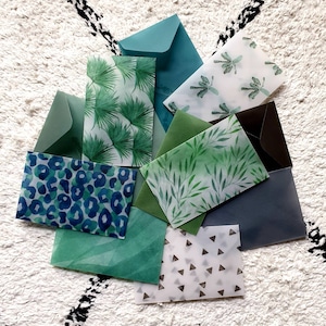 Pouches / mini envelopes with plant motifs