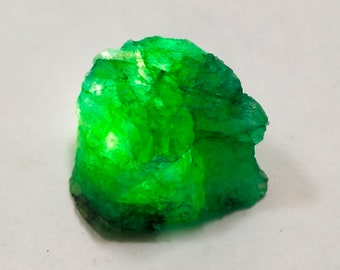 Natural Green Emerald Rough Gemstone - Colombia