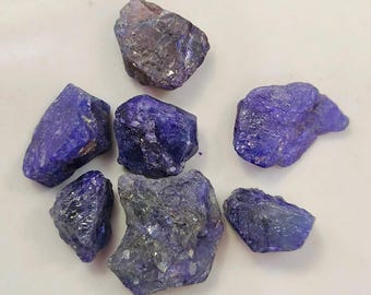 Veel natuurlijke blauwe tanzaniet ruwe edelsteen - onbehandelde Tanzaniaanse kristallen