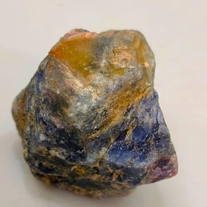 Safira Azul Natural Não Tratada Mineração de Terra Bruta Pedra Preciosa Solta Safira Azul Genuína Pedra Preciosa Bruta N99