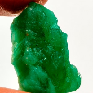 34 Cts 100% Natural Green Emerald Colombian Rough Loose Gemstone Genuine Colombian Emerald Rough Gemstone Valentine Day Gifts Emerald