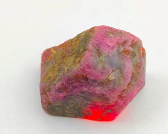 Natural Untreated Red Ruby Rough Gemstone: Old Burma