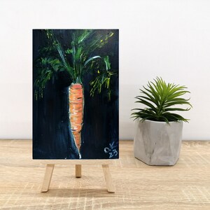 Peinture originale d'art de carotte, peinture à l'huile de nature morte végétale miniature, art de cuisine de campagne française 6 x 4 Oil painting+easel